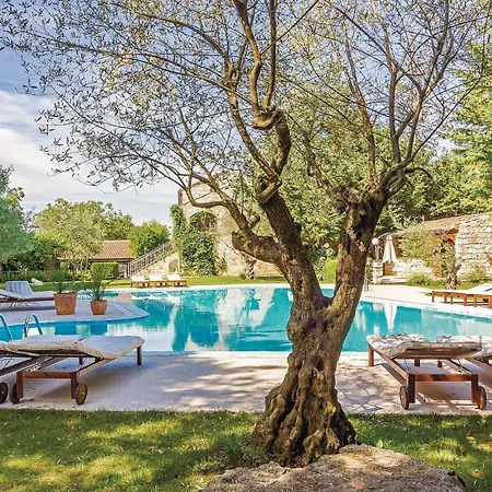 Holiday home In With House A Panoramic View *